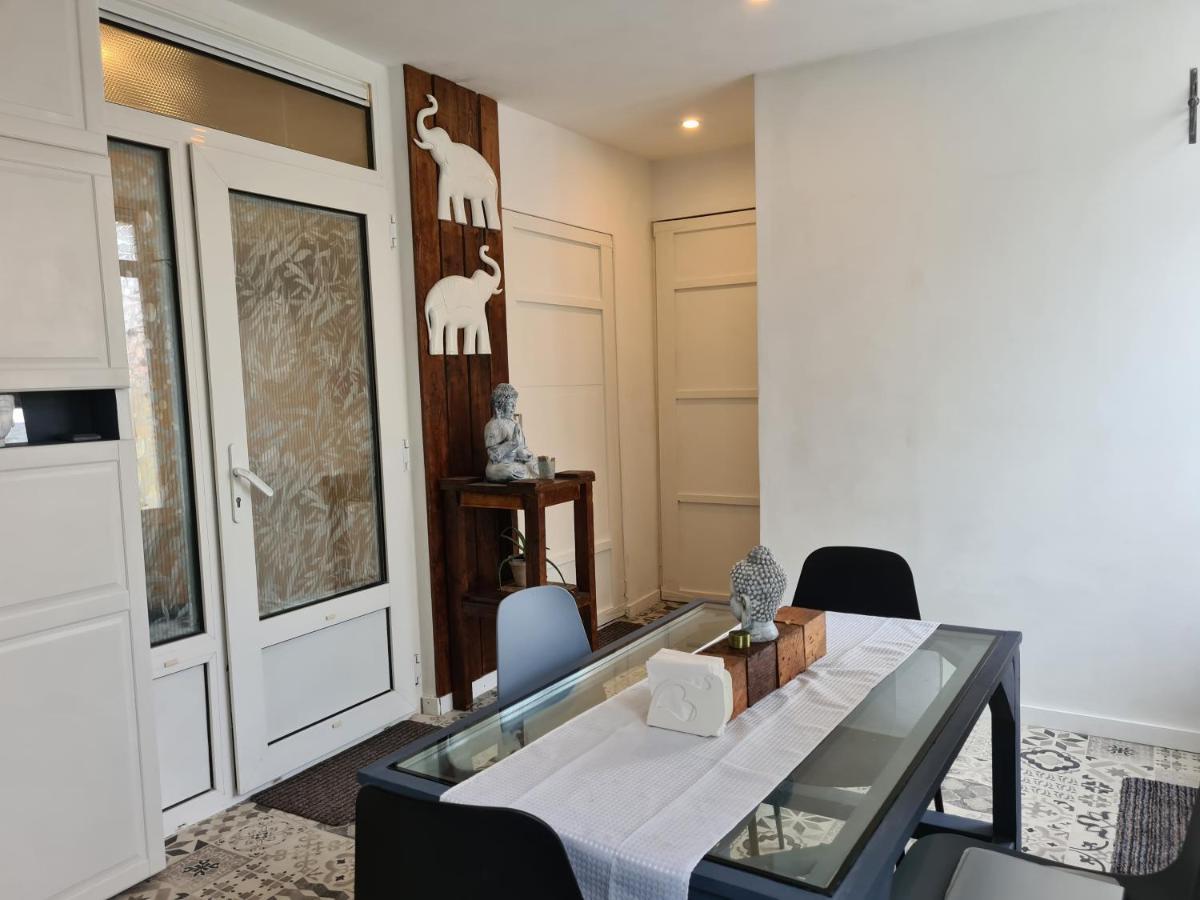 1 Bedroom 15 Min By Tram To Amsterdam Centre! Amesterdão Exterior foto