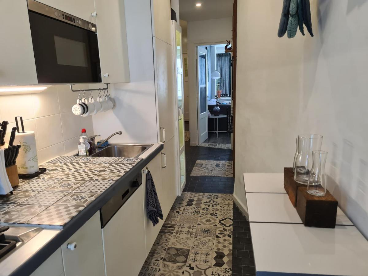 1 Bedroom 15 Min By Tram To Amsterdam Centre! Amesterdão Exterior foto