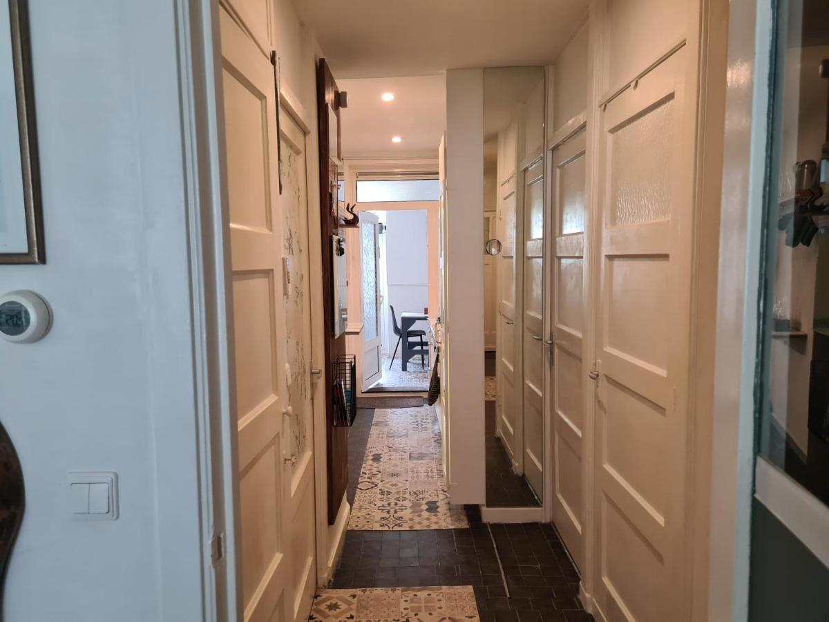 1 Bedroom 15 Min By Tram To Amsterdam Centre! Amesterdão Exterior foto