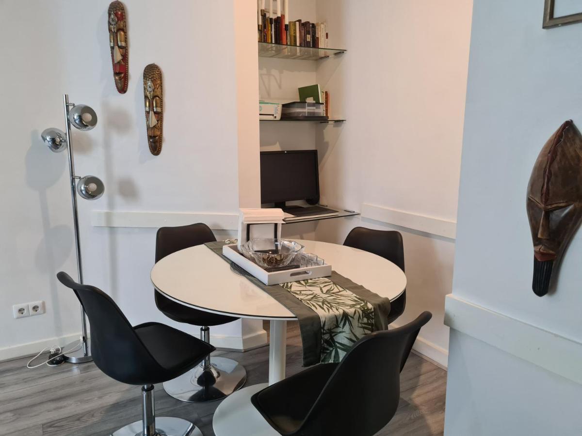 1 Bedroom 15 Min By Tram To Amsterdam Centre! Amesterdão Exterior foto