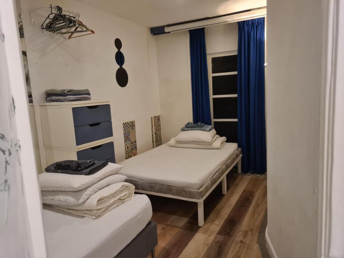 1 Bedroom 15 Min By Tram To Amsterdam Centre! Amesterdão Exterior foto